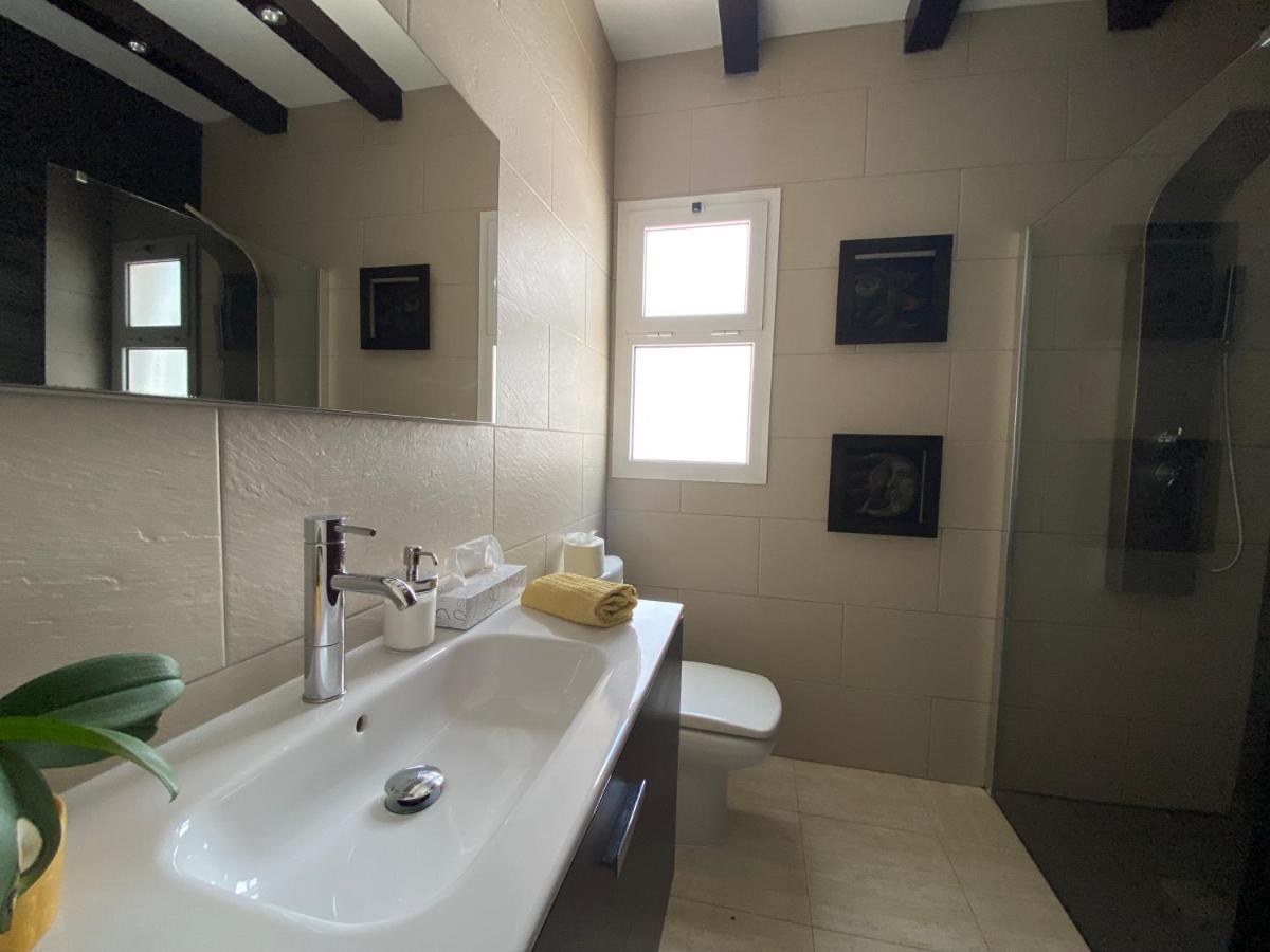 Mivida Hotel San Bartolome  Ngoại thất bức ảnh